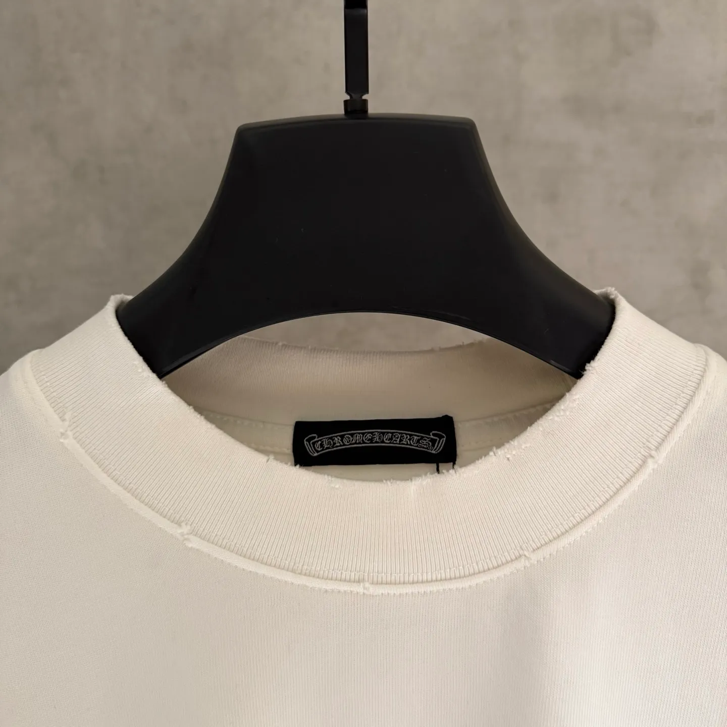 🅿️340 [Strict quality control] CH Croixin's new long-sleeved sweatshirt T-shirt. Heavy 340g double yarn fabric. Wash the whole garment twice. Frayed and torn on all four sides. Heavy fabric. The neckline is made of icy Solona. Loose fit. Deep, wide and stylish. No deformation or shrinkage. Color: 3 colors, black, white and gray. Size: M-2xl